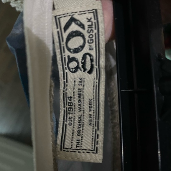 Go By GoSilk washable silk skirt, Designer boutiqu - Picture 2 of 6